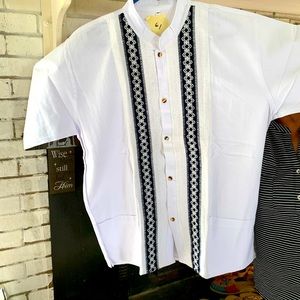 Guayaberas with pockets /handmade embroidery fabri
